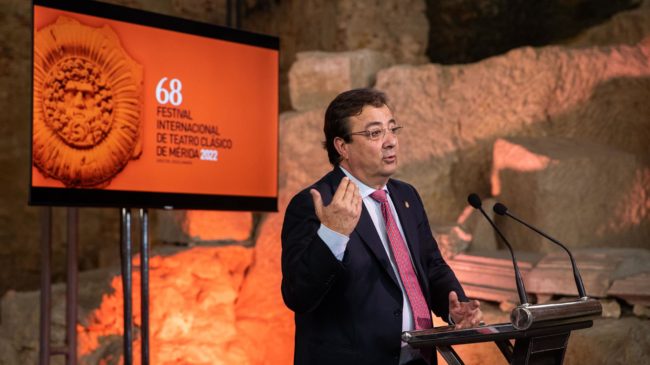 El PSOE crea un curso para 'educar' en memoria histórica a los concejales extremeños