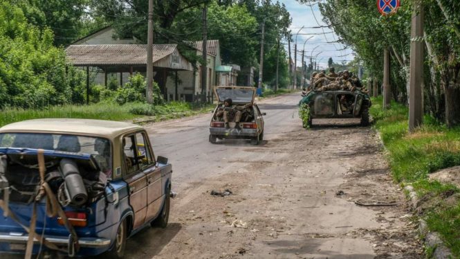 Ucrania admite que las tropas rusas avanzan en la ciudad de Lisichansk