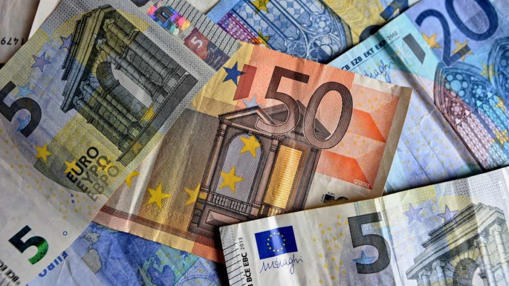 Las pensiones subirán entre 60y 100 euros al mes