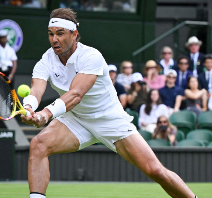 Rafa Nadal pasa a octavos de final en el torneo de Wimbledon tras vencer a Lorenzo Sonego