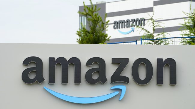 Amazon pierde 5.879 millones hasta junio por la caída en bolsa de Rivian