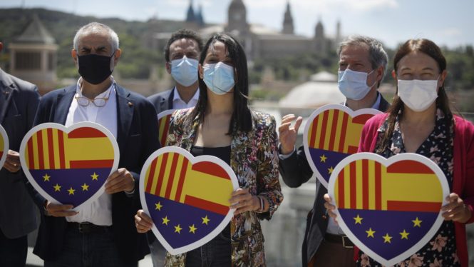 Ciudadanos mantendrá su marca y «autonomía» en Cataluña