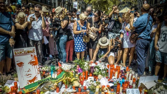 Interior rechaza indemnizar al 60% de las víctimas de los atentados de Cataluña en 2017