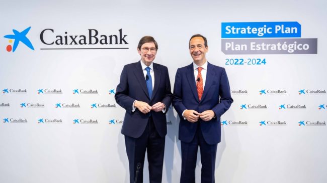 Caixabank pierde otros 100.000 clientes y suma ya 600.000 en poco más de un año