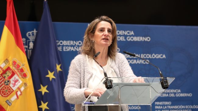 Transparencia pide explicaciones a Ribera por el dinero incautado en las subastas renovables
