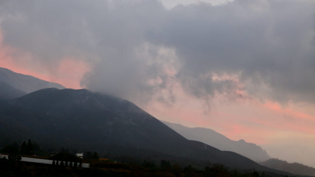 Casi ocho meses después de acabar la erupción, hay puntos a 1.000ºC en La Palma
