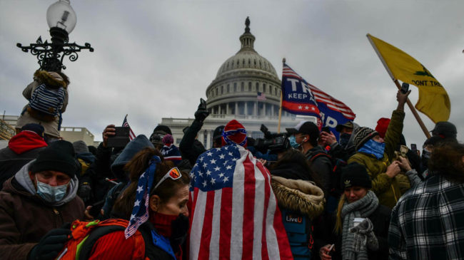 El Pentágono también borró mensajes sobre el asalto al Capitolio tras la marcha de Trump