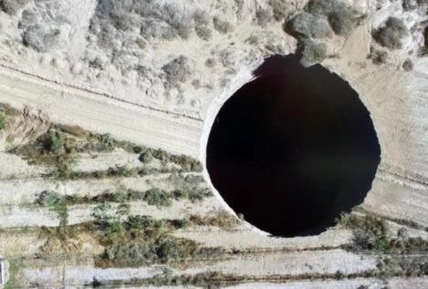 Chile, en vilo por el enorme agujero que ya podría tragarse la Torre de Pisa